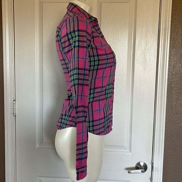HOLLISTER pink and plaid and green button down shirt size xs - Picture 2 of 6